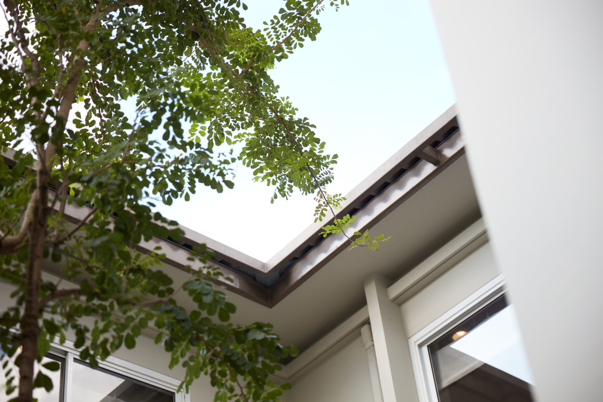 วิธีเลือกหลังคารับหน้าร้อน....แถมอยู่ทน